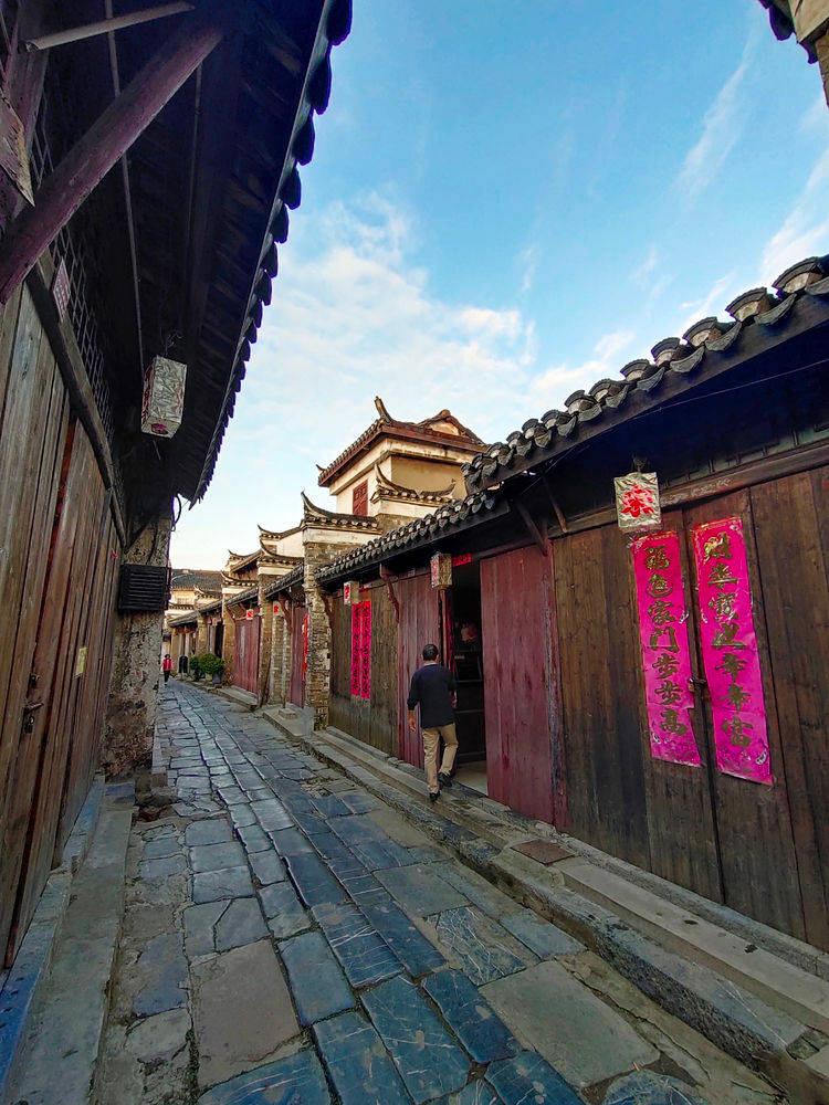云溪区打造农村公路养护“新样板”